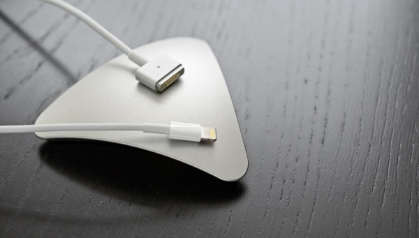 MOS Magnetic Cable Organizer